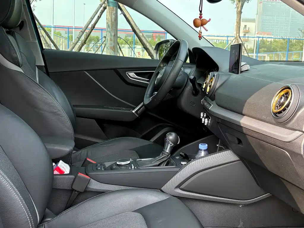 Audi Q2L — миниатюра 5