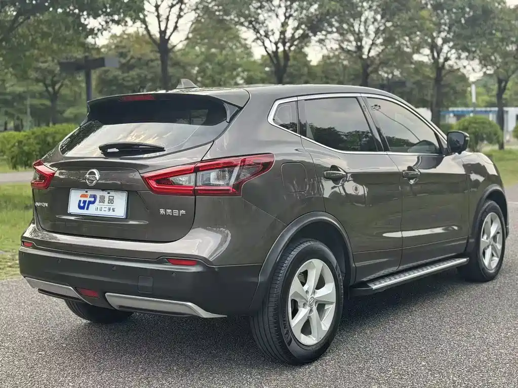 Nissan Qashqai — миниатюра 6