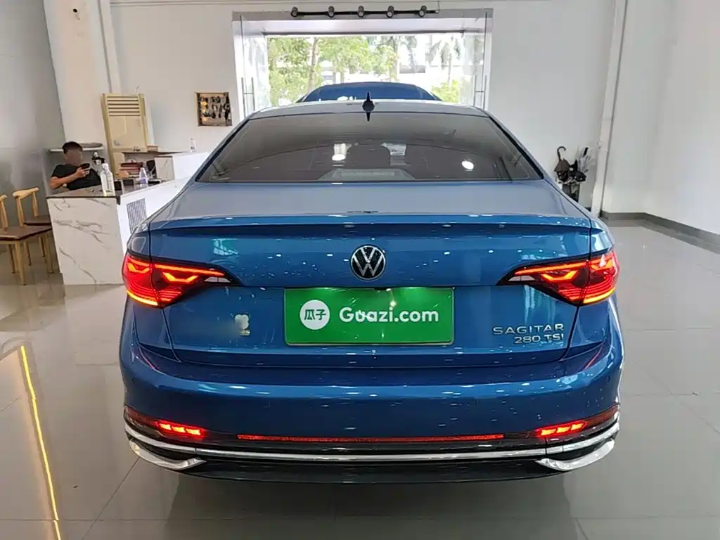 Volkswagen Sagitar — миниатюра 6