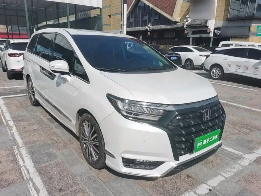 Honda Elysion — миниатюра 4