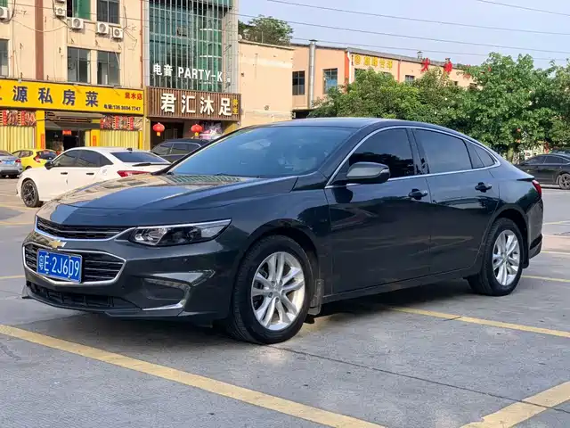 Chevrolet Malibu XL