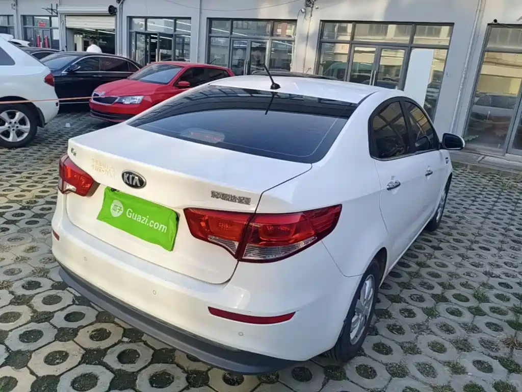 Kia K2 — миниатюра 7