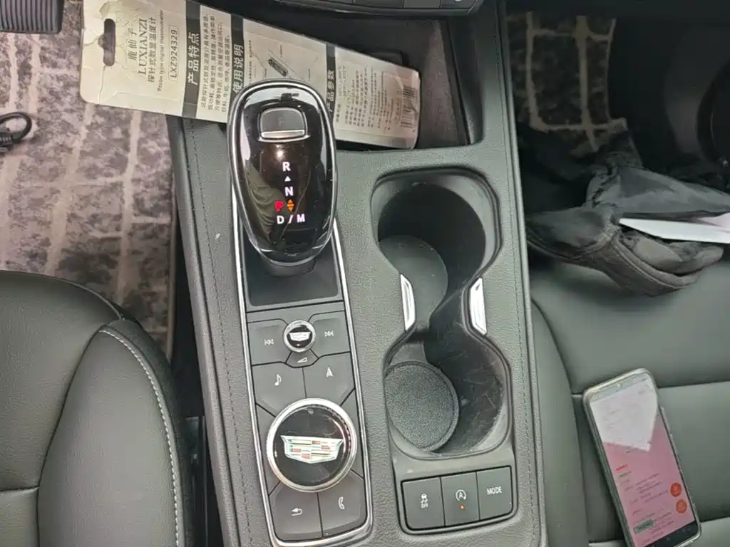 Cadillac XT4 — миниатюра 14
