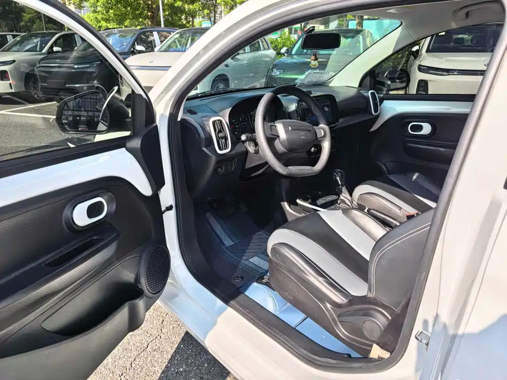 Roewe Clever — миниатюра 9