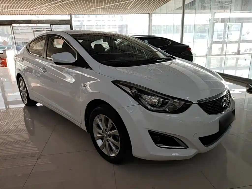 Hyundai Elantra Langdong — миниатюра 4