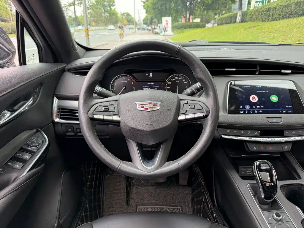 Cadillac XT4 — миниатюра 14