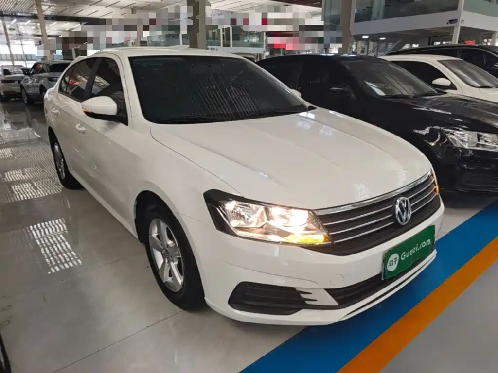 Volkswagen Lavida — миниатюра 4