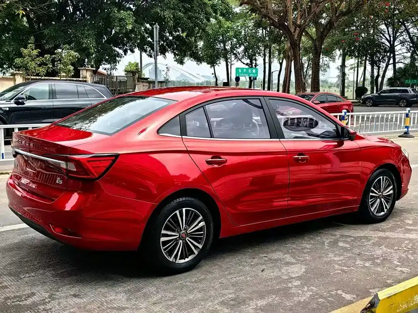 Roewe i5 — миниатюра 9