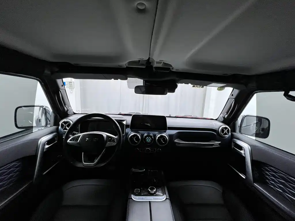 BAIC BJ40 2021 2.0D AT