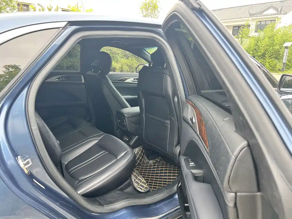 Lincoln MKZ — миниатюра 14