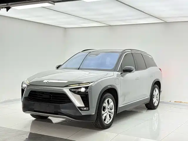 NIO ES8