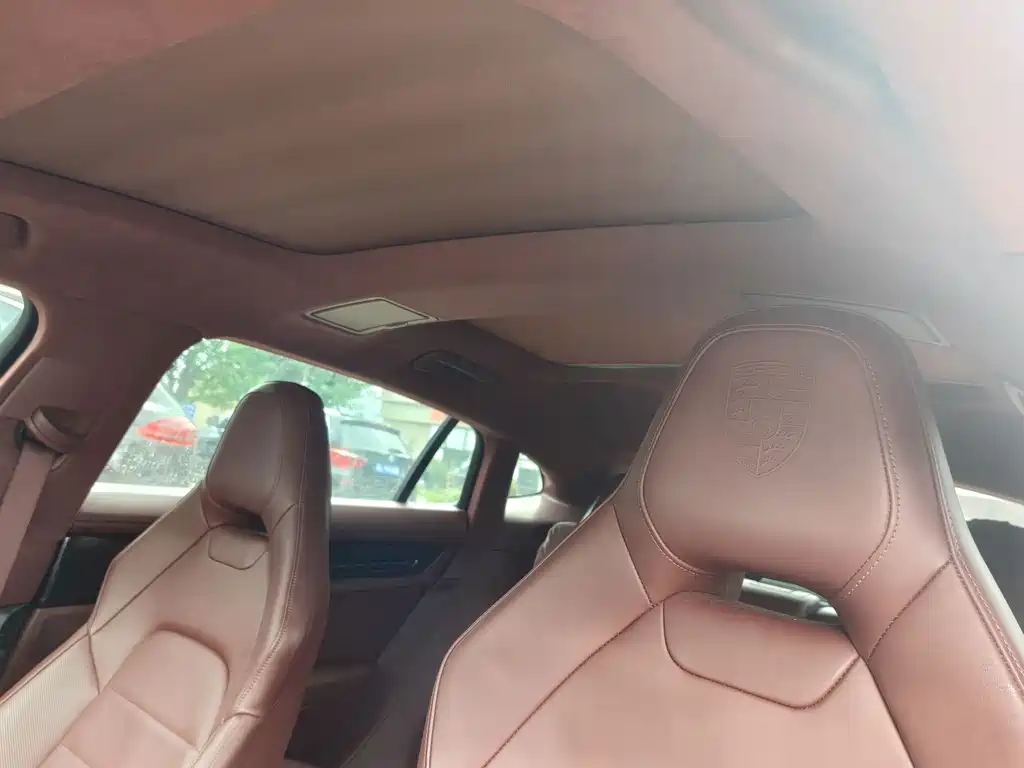 Porsche Panamera — миниатюра 10