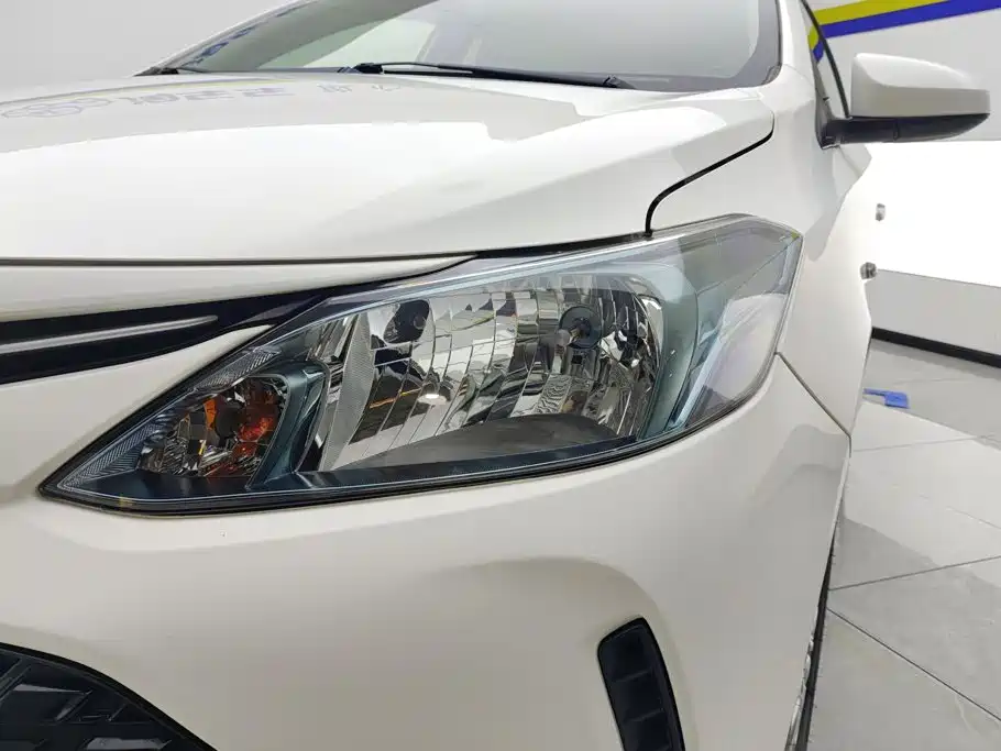 Toyota Vios FS — миниатюра 5