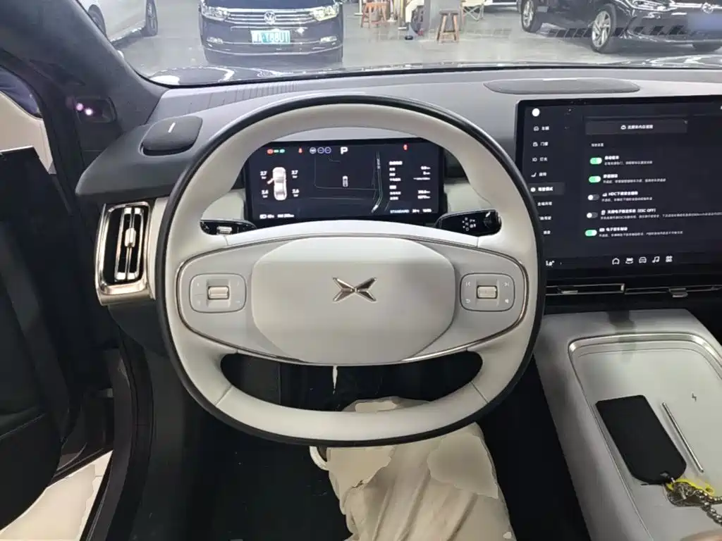 XPeng P7+ — миниатюра 11