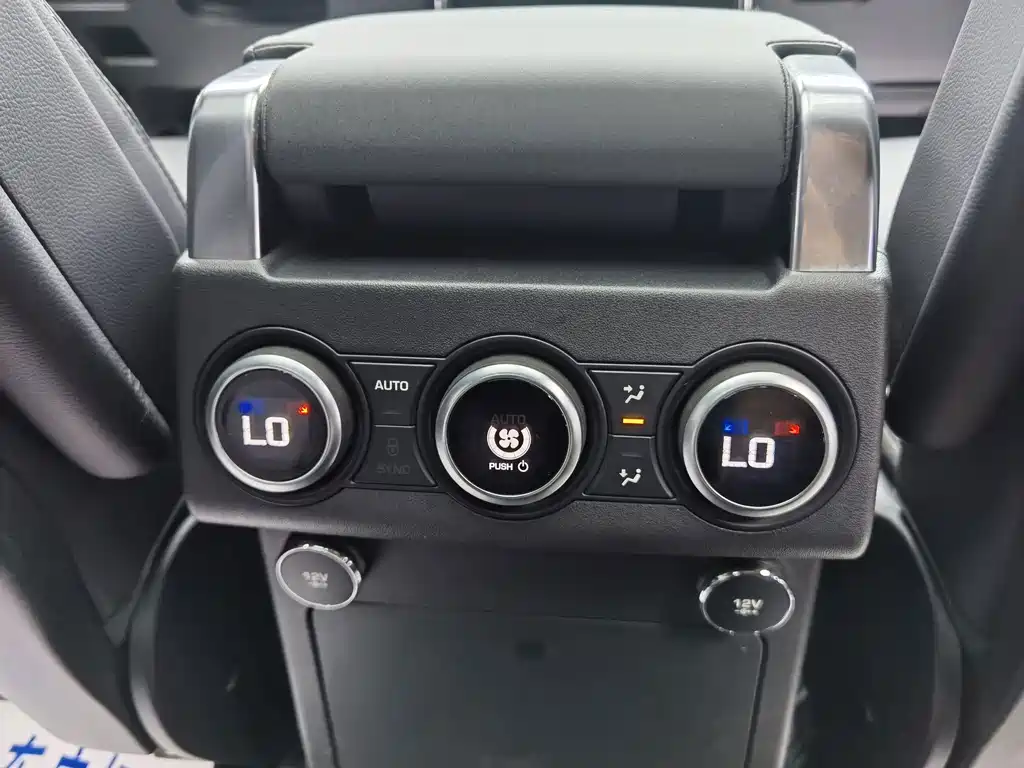 Land Rover Discovery — миниатюра 19