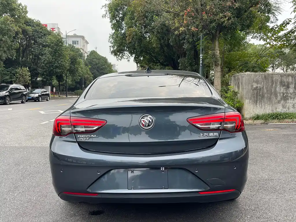 Buick Regal — миниатюра 4