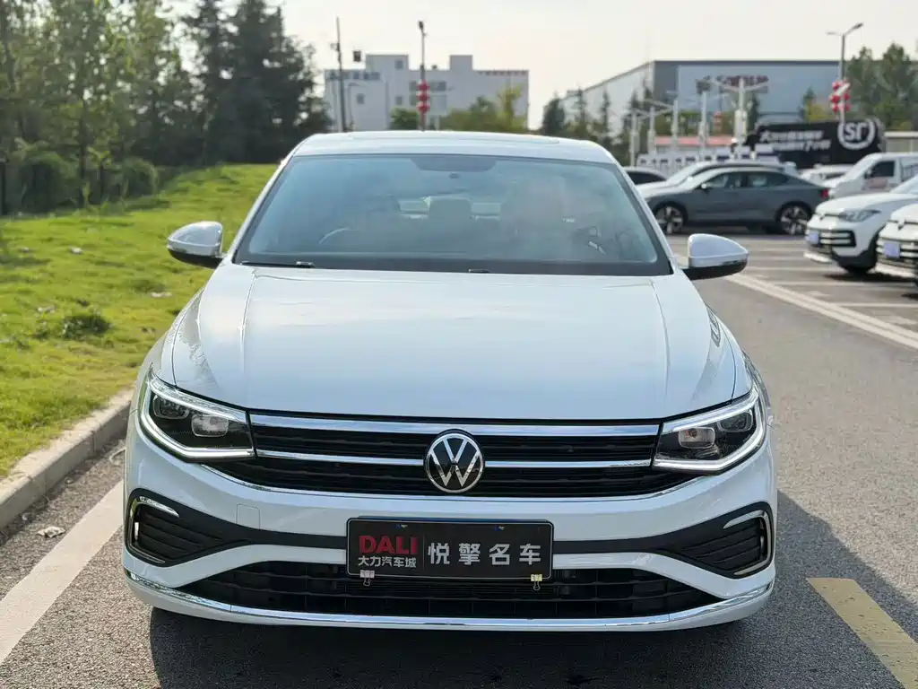 Volkswagen Bora — миниатюра 2