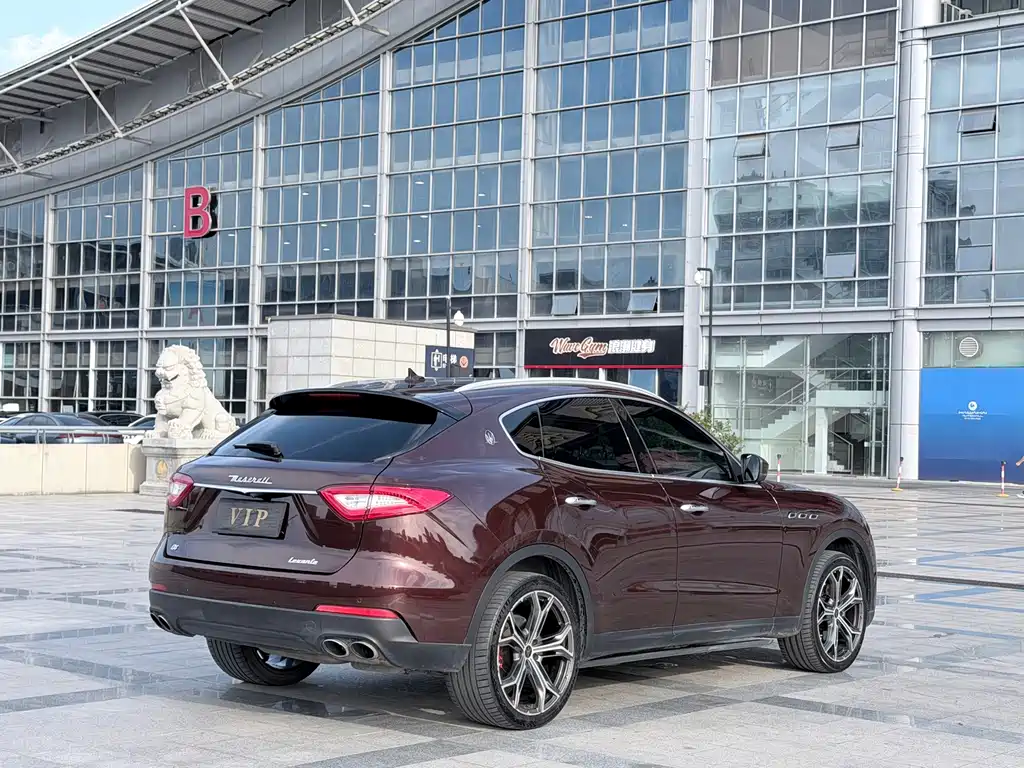 Maserati Levante — миниатюра 6