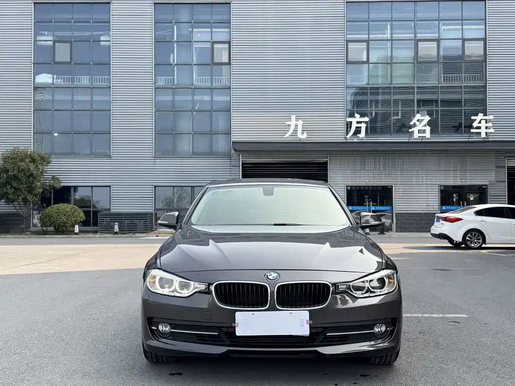 BMW 3 Series — миниатюра 2