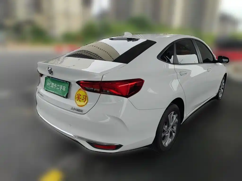 Buick Verano — миниатюра 5