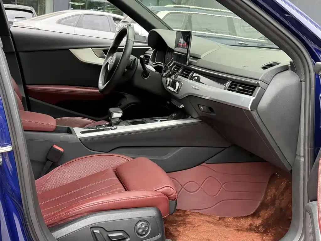 Audi A4L — миниатюра 8
