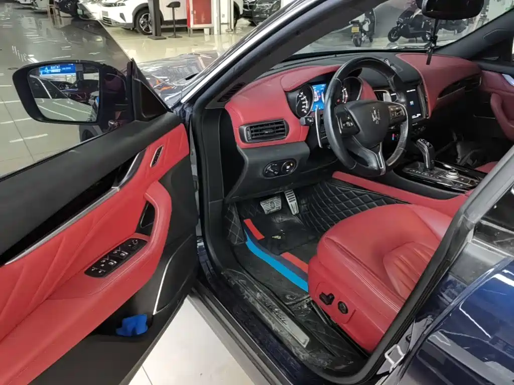Maserati Levante — миниатюра 16