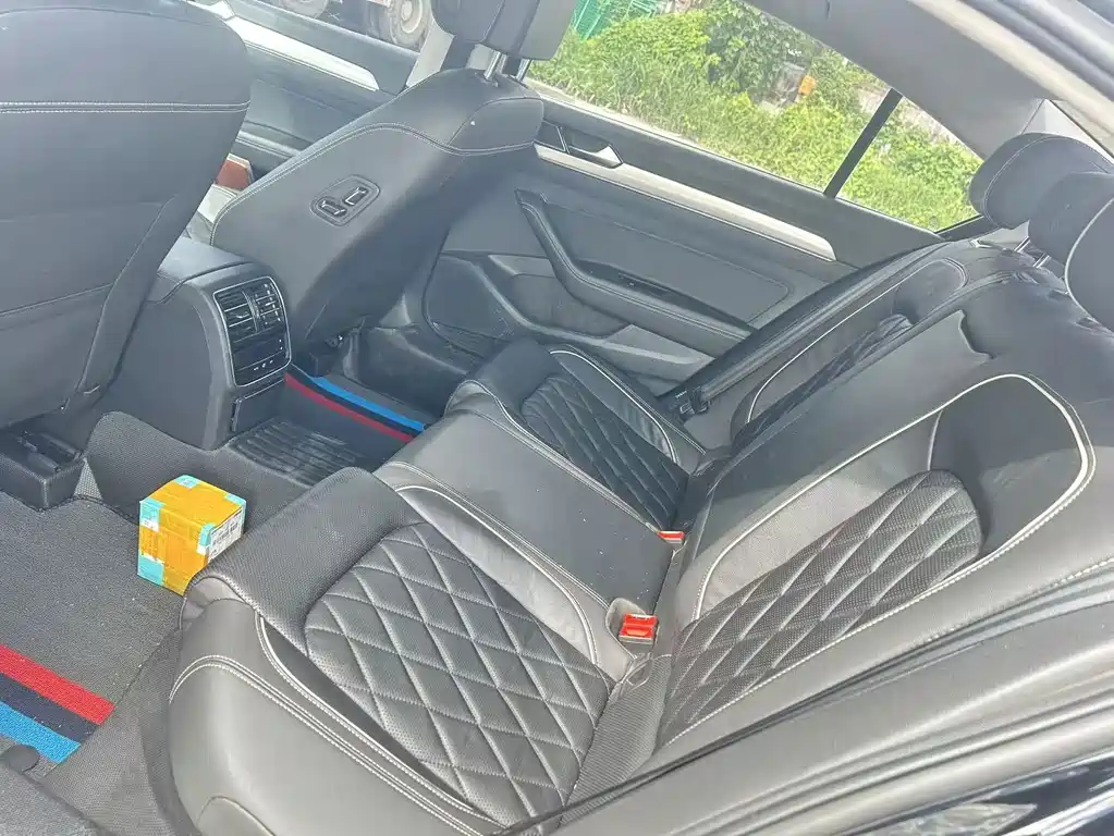 Volkswagen 迈腾 PHEV — миниатюра 7