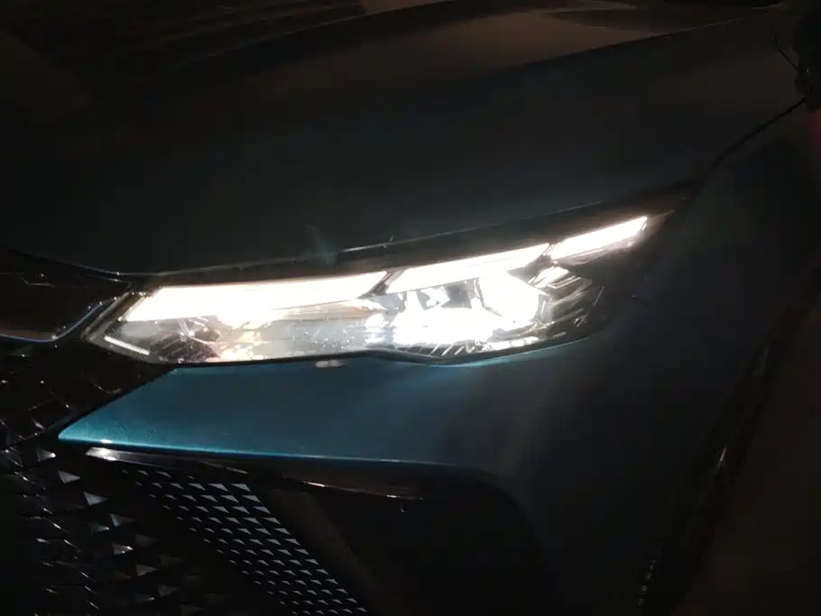 Geely Emgrand — миниатюра 5
