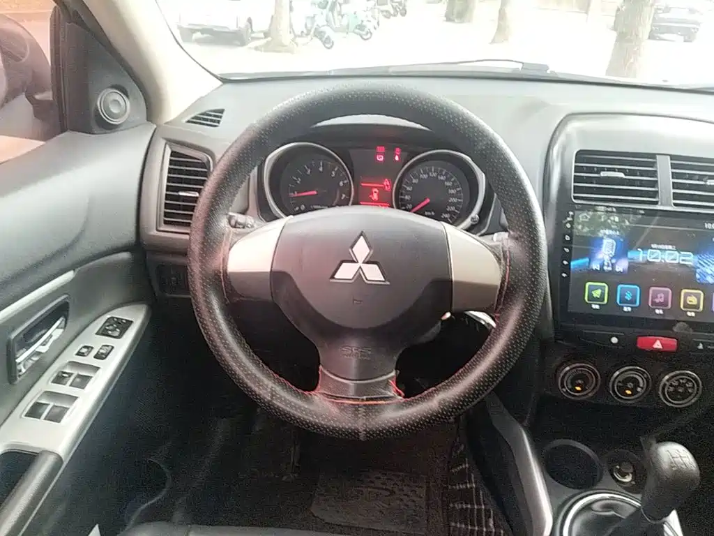 Mitsubishi ASX — миниатюра 11