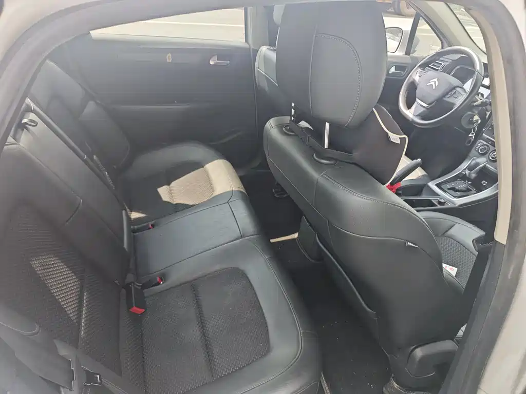 Citroen C4 2016 1.6L AT Luxury