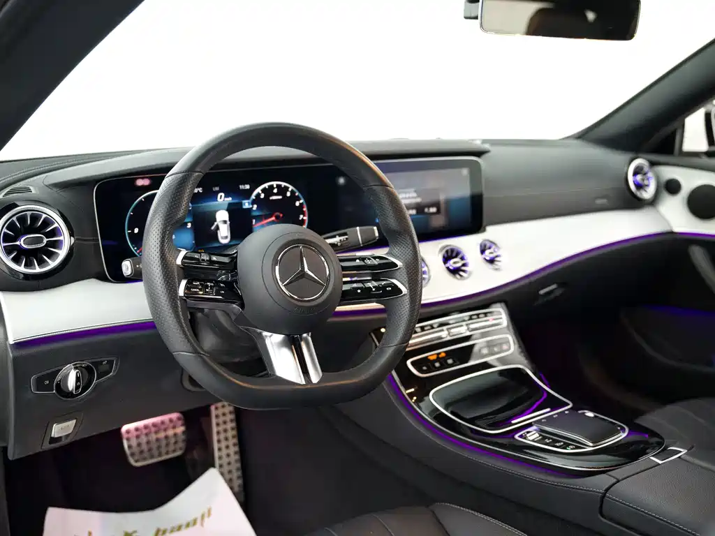 Mercedes-Benz E-Class (Import) — миниатюра 3