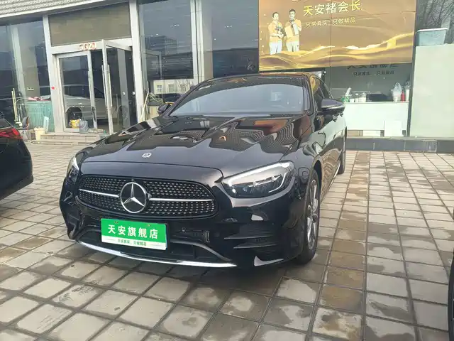 MERCEDES-BENZ E CLASS