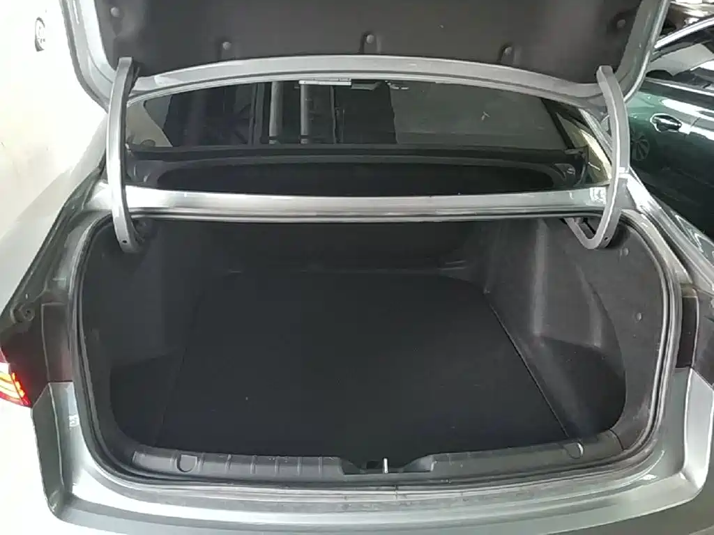 Geely Xingrui — миниатюра 19
