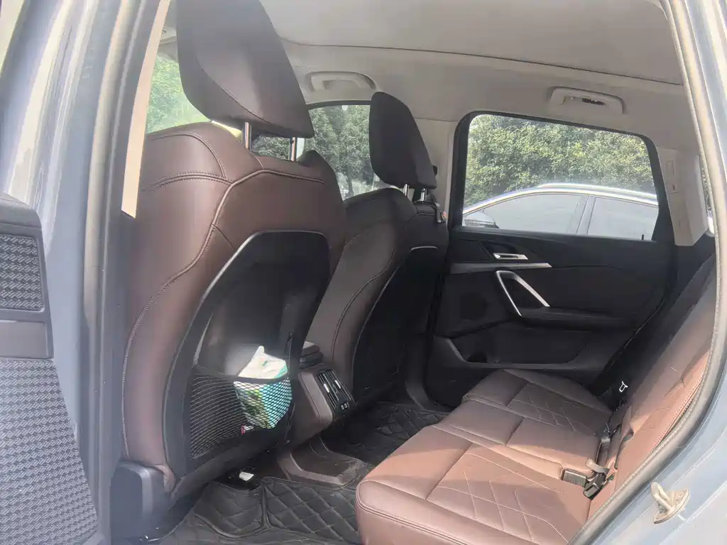 BMW X1 — миниатюра 10