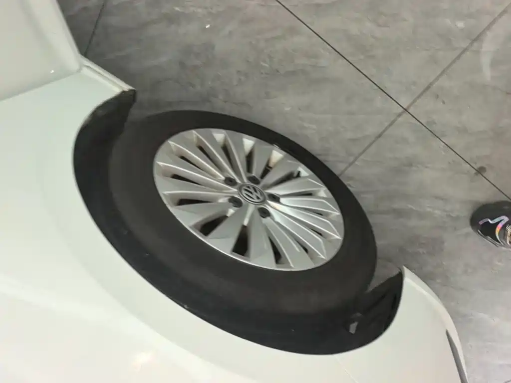 Volkswagen Lavida — миниатюра 23