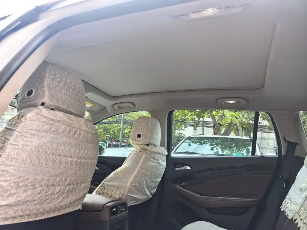 Buick Envision Plus — миниатюра 5