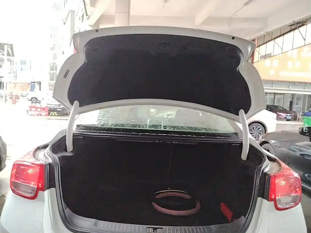 Chevrolet Malibu — миниатюра 19