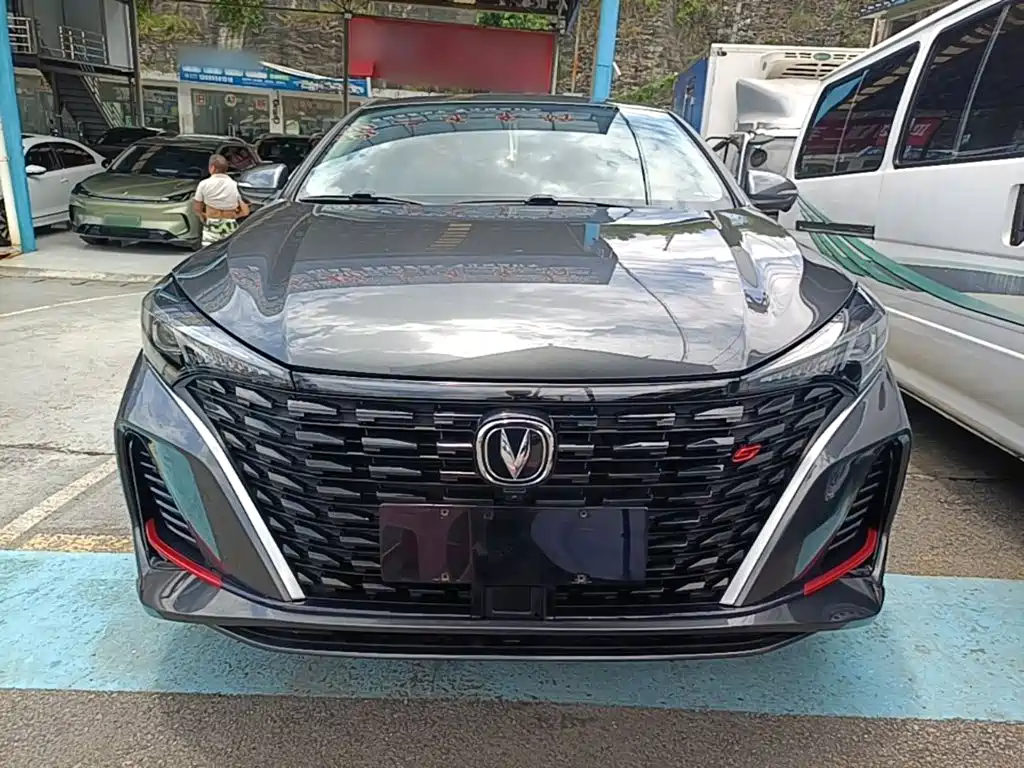 Changan Eado — миниатюра 3