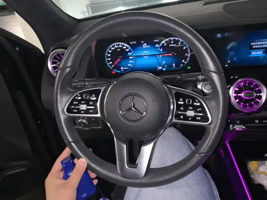 Mercedes-Benz GLB — миниатюра 15
