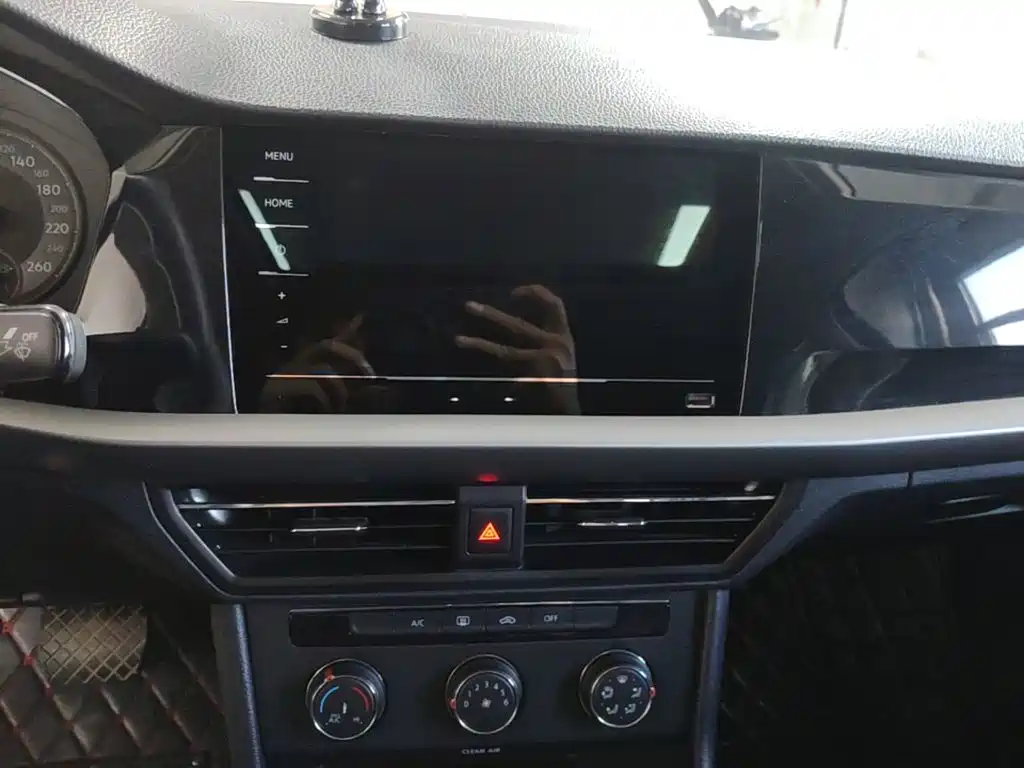 Volkswagen Lavida — миниатюра 13