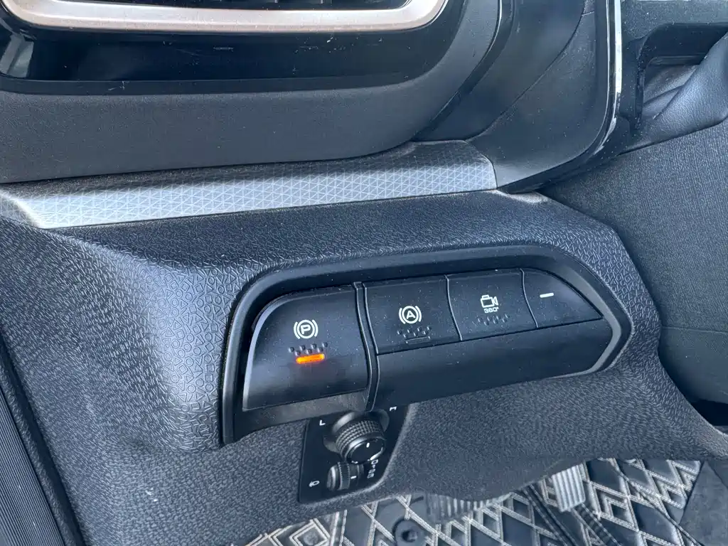 Baojun KiWi EV — миниатюра 17