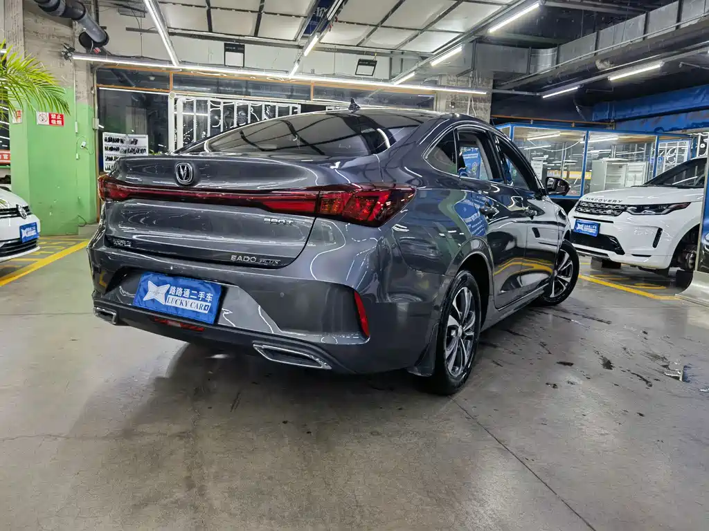 Changan Eado — миниатюра 6