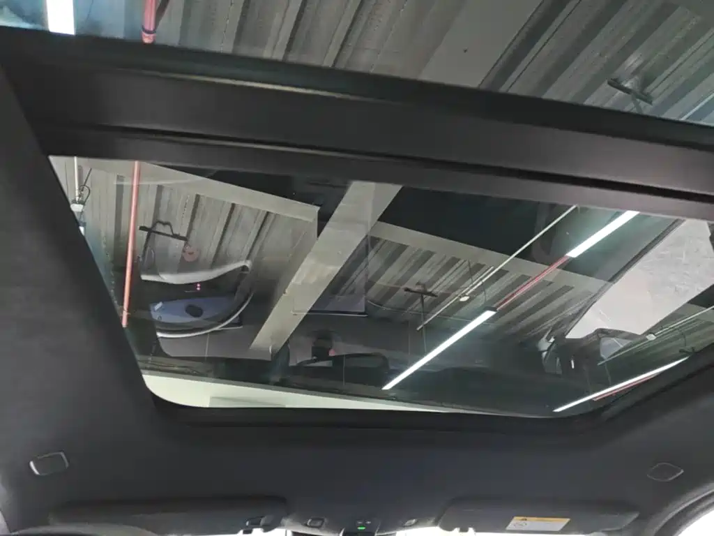 NIO ES6 — миниатюра 18