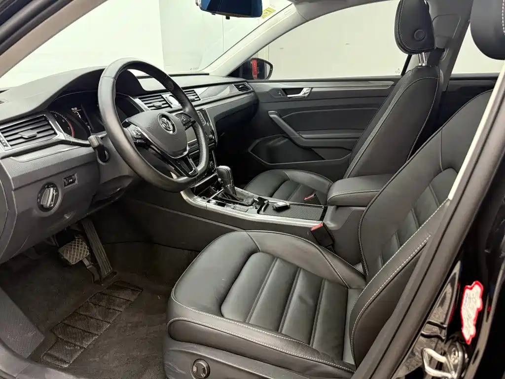 Volkswagen Passat — миниатюра 6
