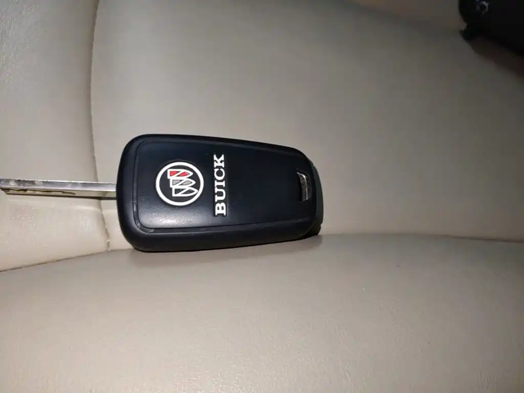 Buick GL8 — миниатюра 9