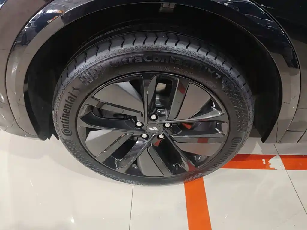 Li Auto Li L7 — миниатюра 23