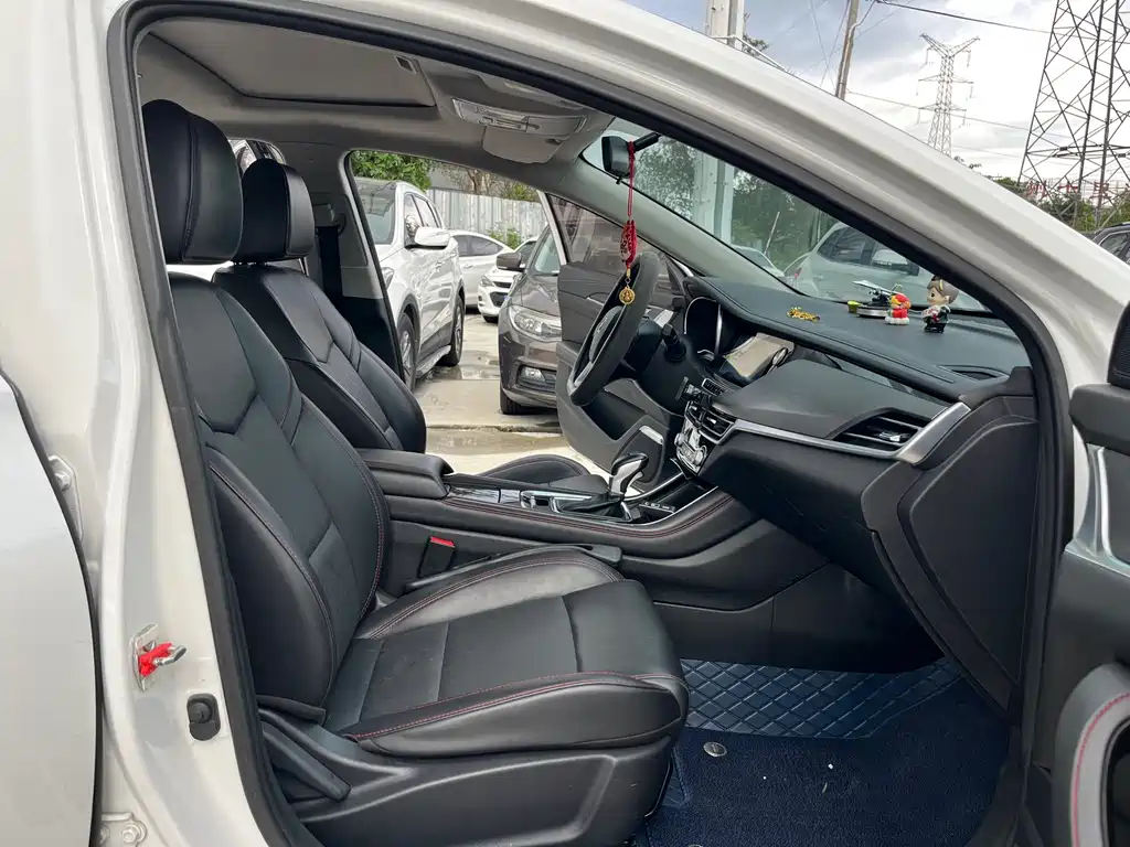 Changan Eado — миниатюра 9