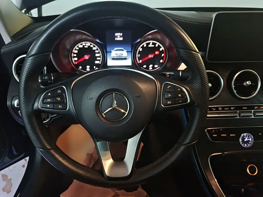 Mercedes-Benz C-Class — миниатюра 11
