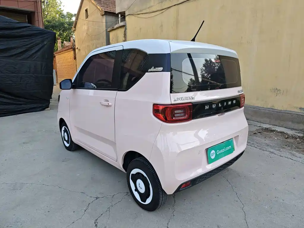 Wuling MINIEV — миниатюра 5