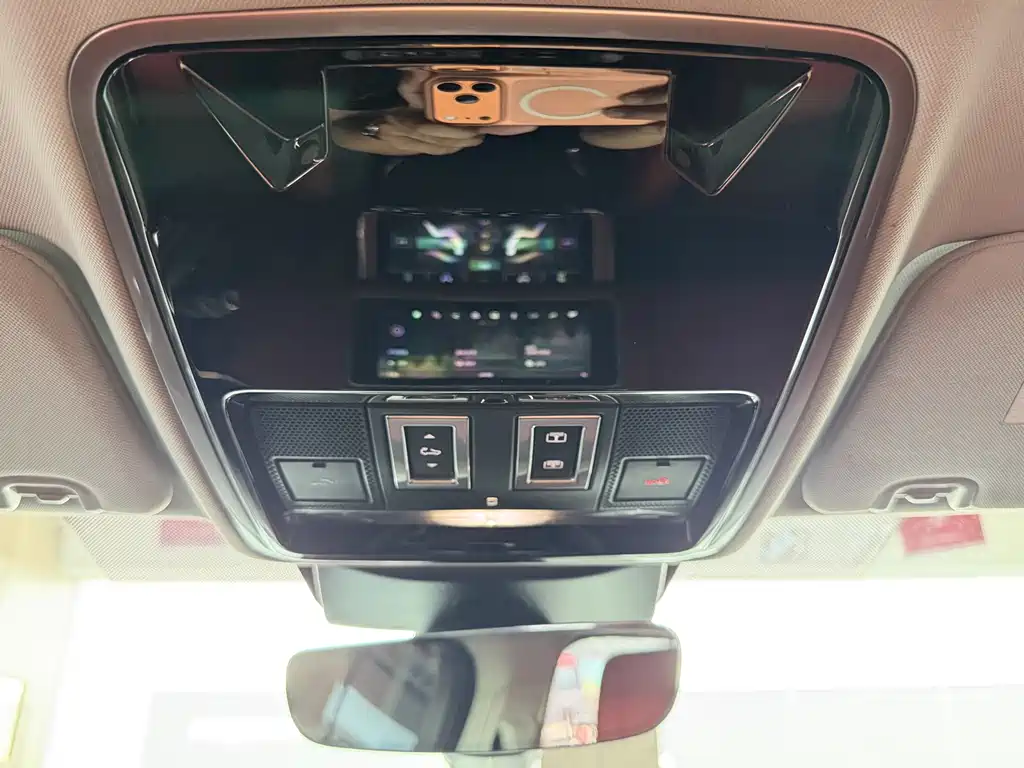 Land Rover Sport — миниатюра 12